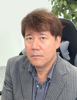 代表取締役社長 鍬﨑 英樹
