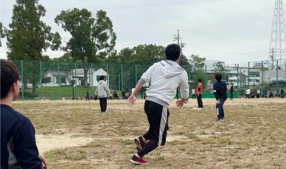 社員が自然と集まる「遊興会」